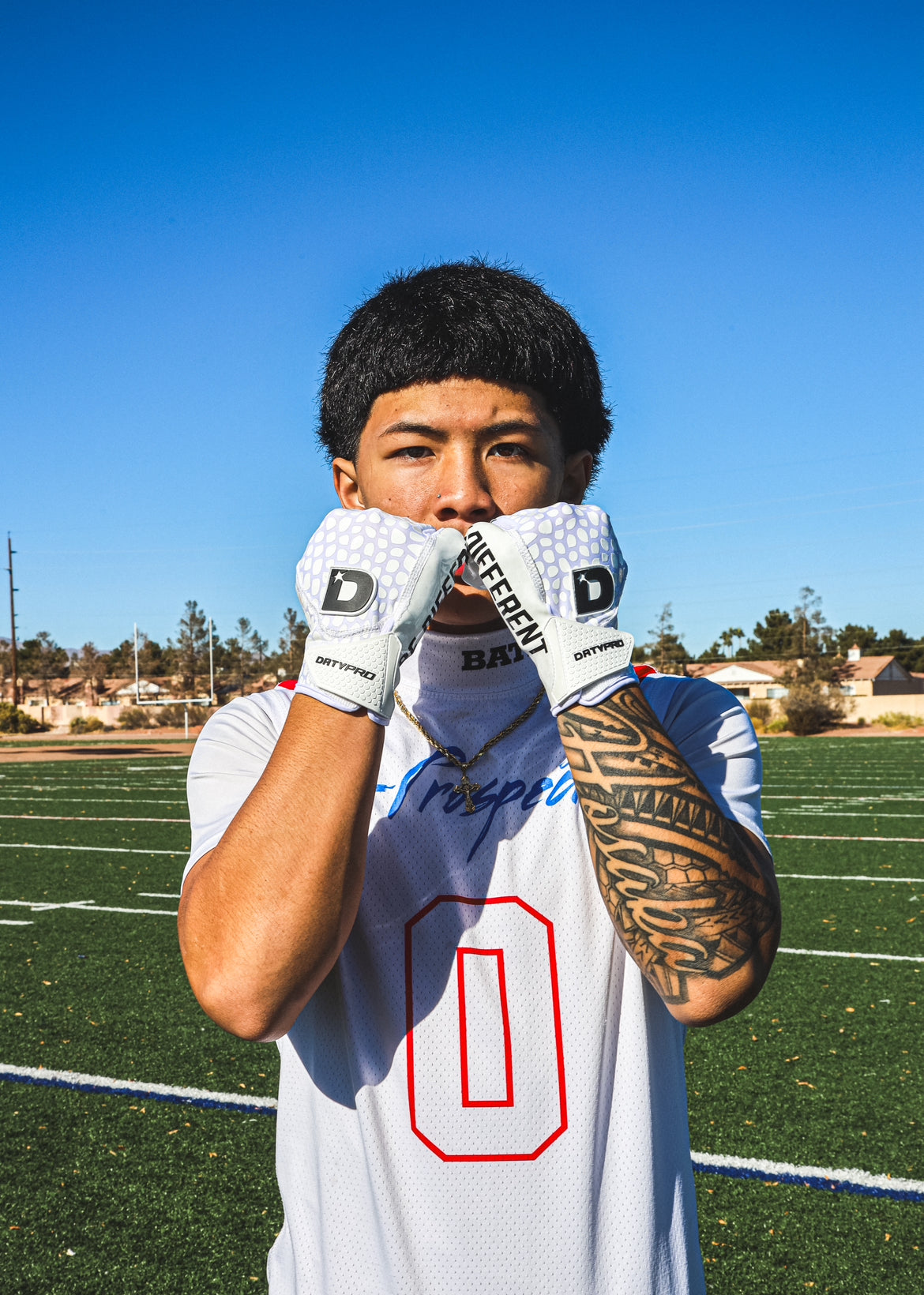 DRTYPRO Venoms Football Gloves