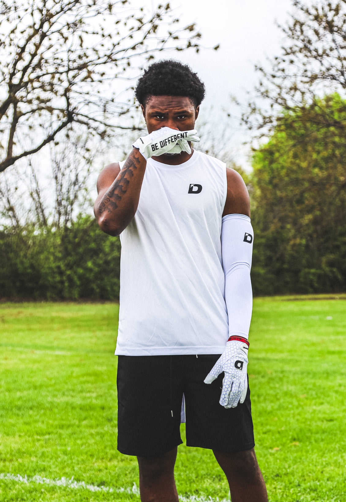 DRTYPRO Venoms Football Gloves