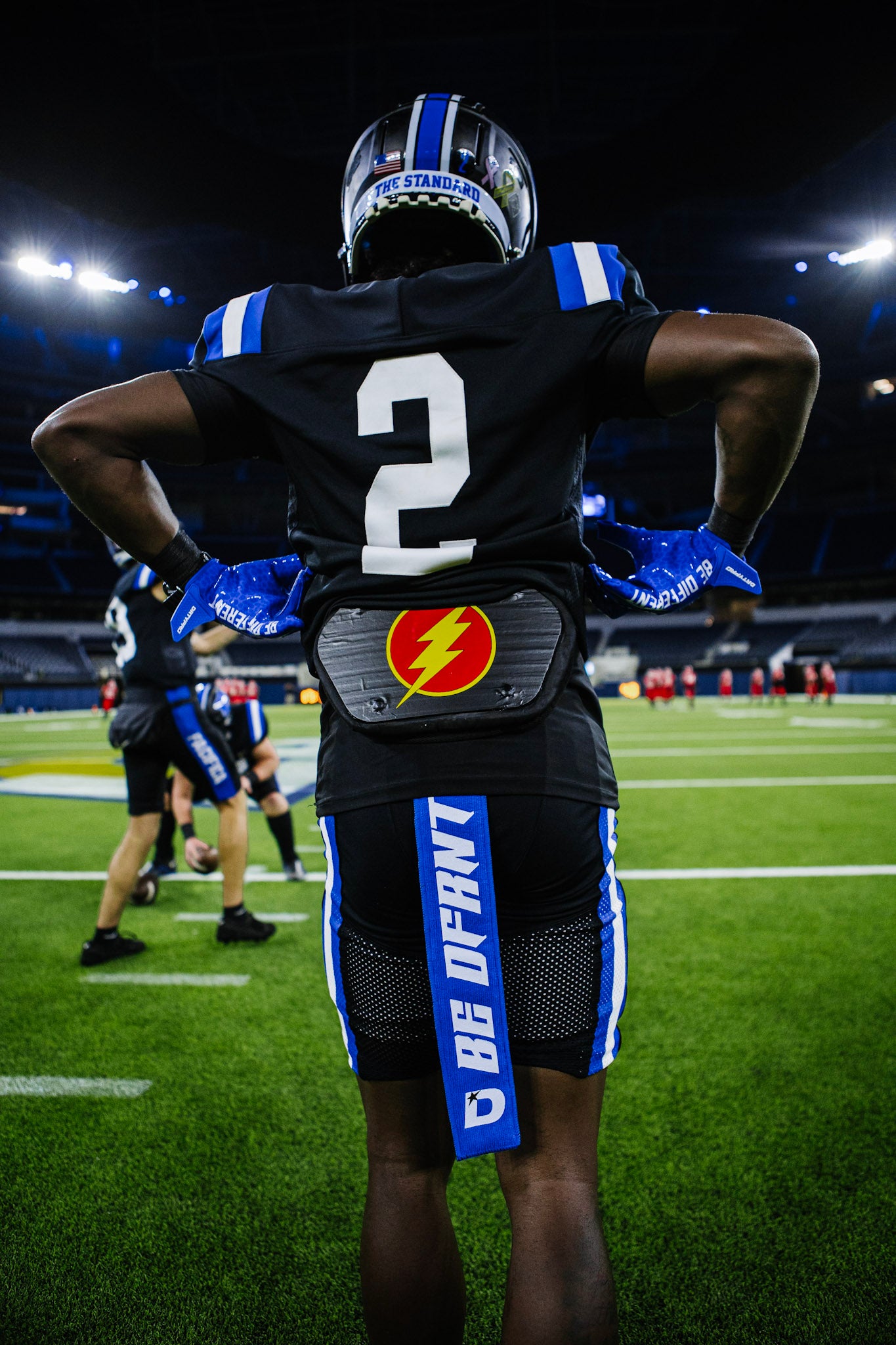 DRTYPRO Venoms Football Gloves