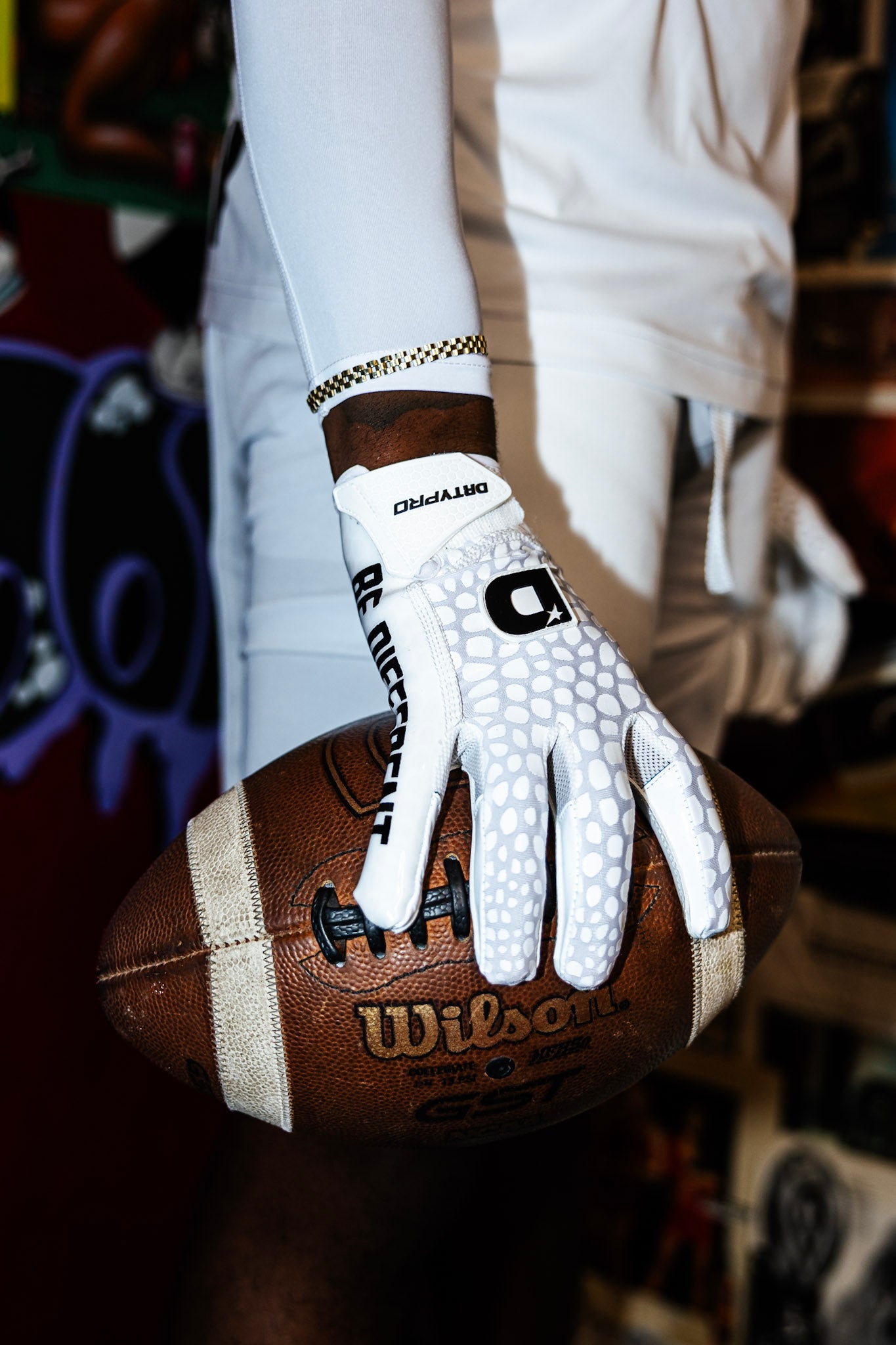 DRTYPRO Venoms Football Gloves