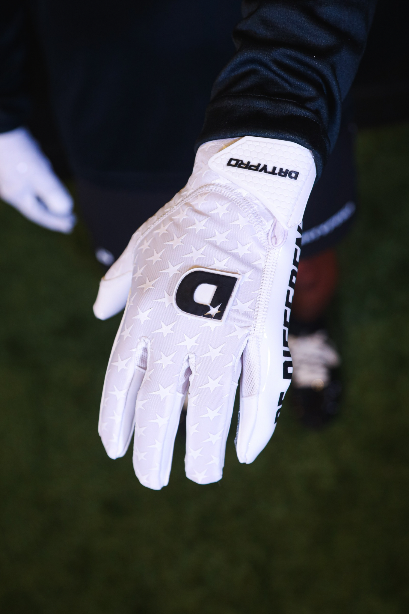 DRTYPRO Football Gloves V2 (Sizing in description)
