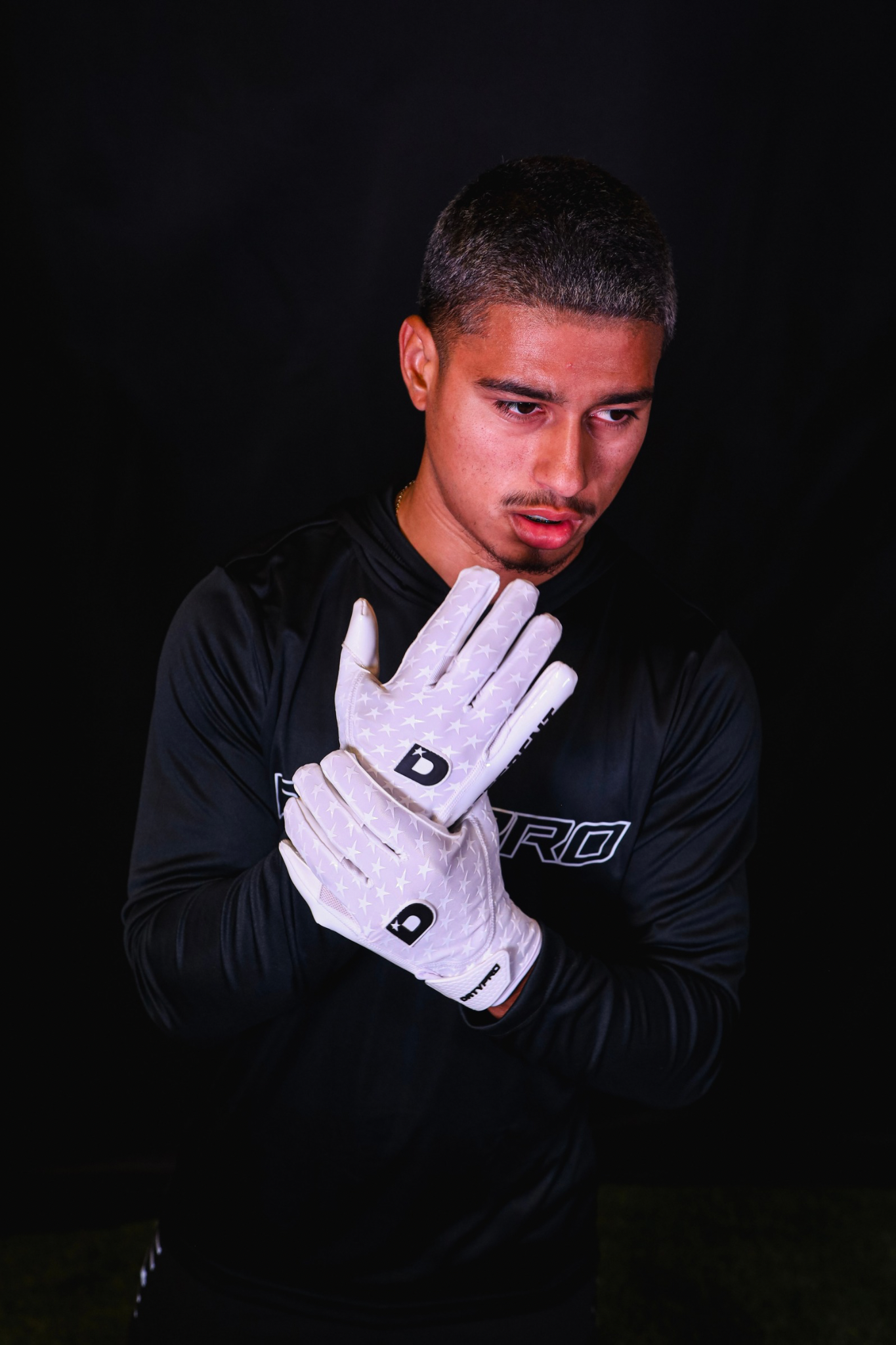 DRTYPRO Football Gloves V2 (Sizing in description)